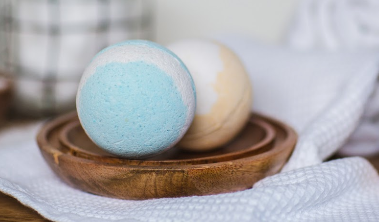 5 Different Way To Use Bath Bombs Outside of The Tub