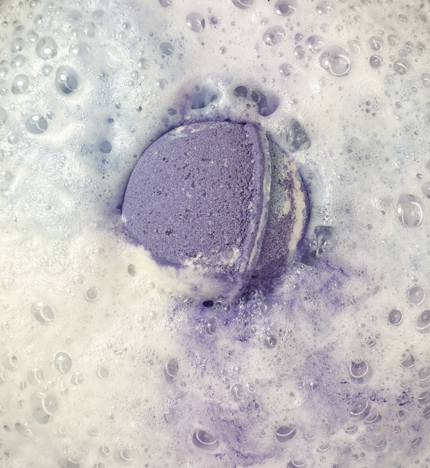 Bombe de bain lilas sauvage
