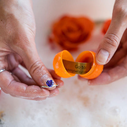 Orange Coconut Bath Bomb (6oz w/Ring)